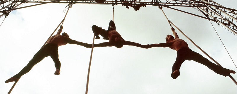[The Fuse boys in rehearsal perform the brigse manouver on corde lisse or spanish web ]