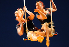 Rowan and Laura charm the crowd at a Corporate Event 